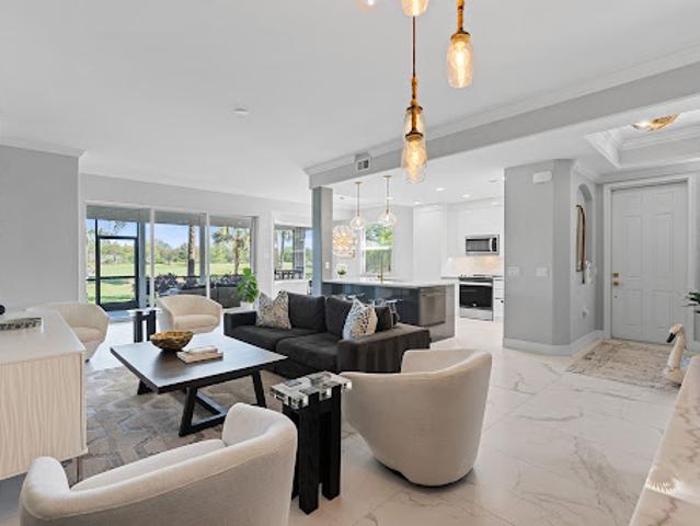 Apartment for sale in Fort Myers, Florida