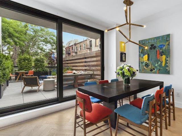 Apartment for sale in Arverne, New York