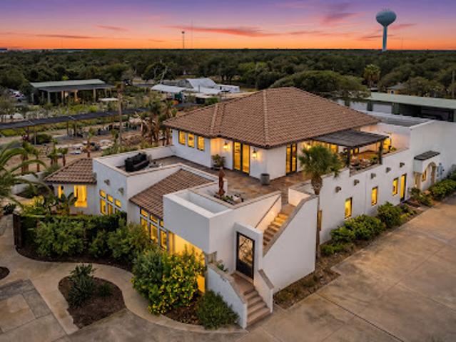 Apartment for sale in Rockport, Texas