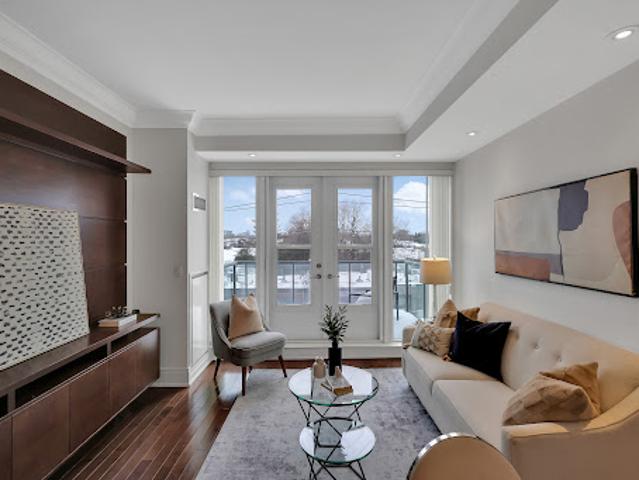 Apartment for sale in Woburn, Ontario