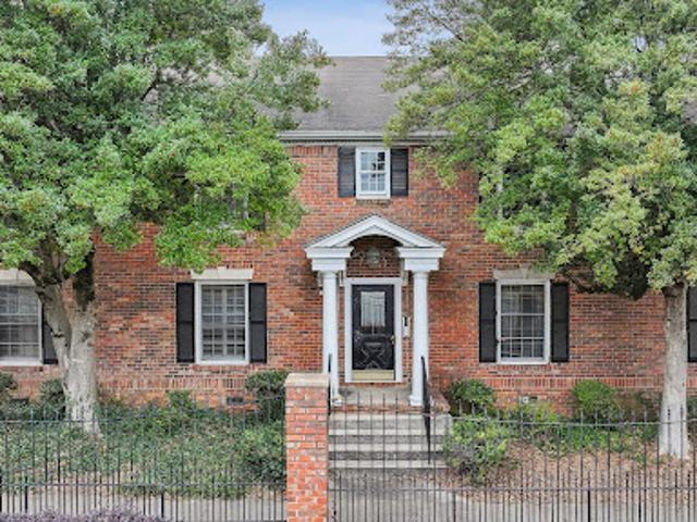 Apartment for sale in Sandy Springs, Georgia