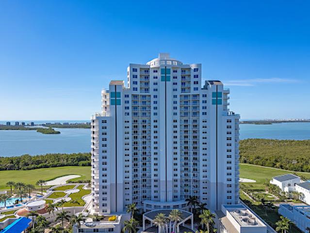 Apartment for sale in Bonita Springs, Florida