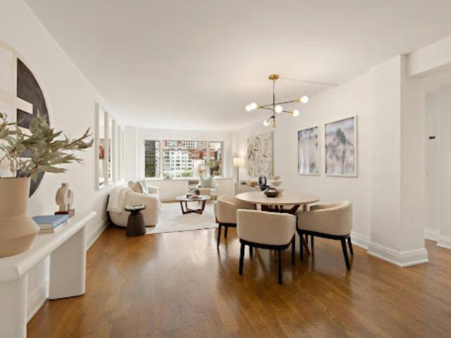 Apartment for sale in Arverne, New York