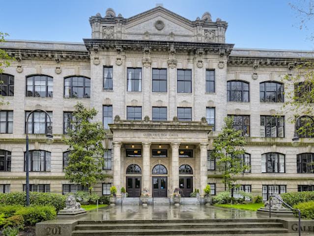 Apartment for sale in Seattle, Washington