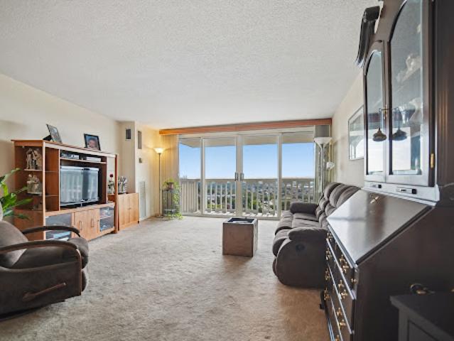 Apartment for sale in Fort Lee, New Jersey