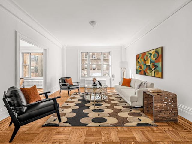 Apartment for sale in Arverne, New York