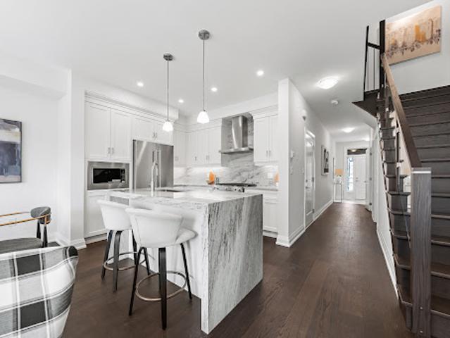 Apartment for sale in Guelph, Southwestern Ontario
