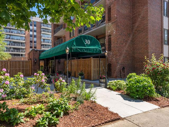 Apartment for sale in Brookline, Massachusetts