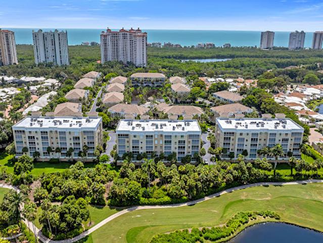 Apartment for sale in Naples, Florida