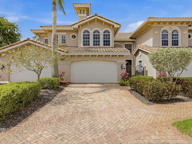 Apartment for sale in Naples, Florida