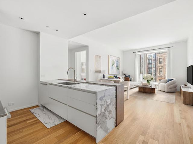 Apartment for sale in Arverne, New York