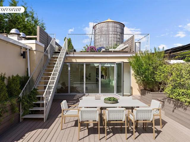 Apartment for sale in Arverne, New York