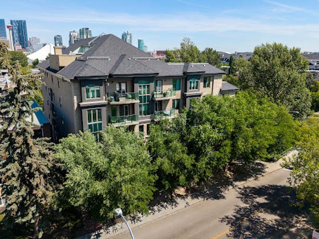 Apartment for sale in Northwest, Alberta