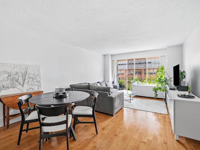 Apartment for sale in Arverne, New York