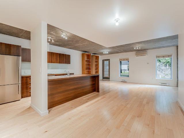 Apartment for rent in St. Leonard's, Quebec