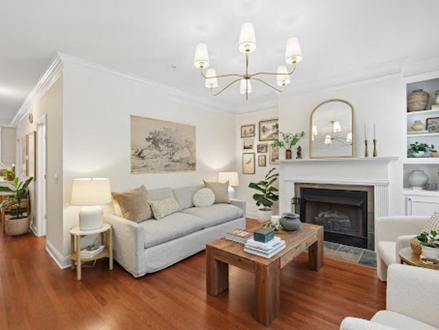 Apartment for sale in Dunwoody, Georgia