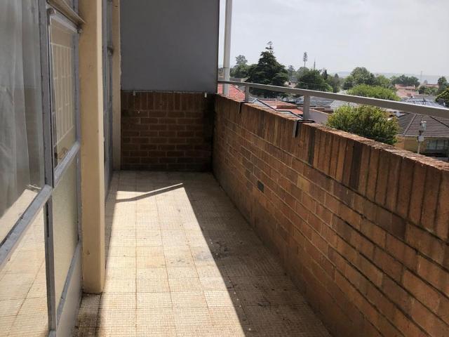 Apartment for rent in Chrisville, Johannesburg