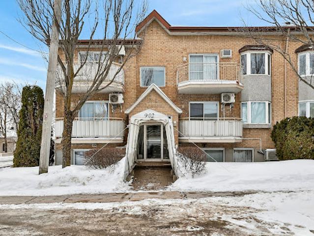 Apartment for sale in Laval, Quebec