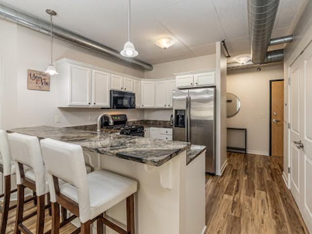 Apartment for sale in Milwaukee, Wisconsin
