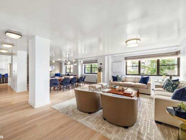 Apartment for sale in New York, Arverne