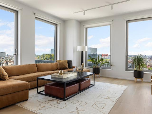 Apartment for sale in Arverne, New York