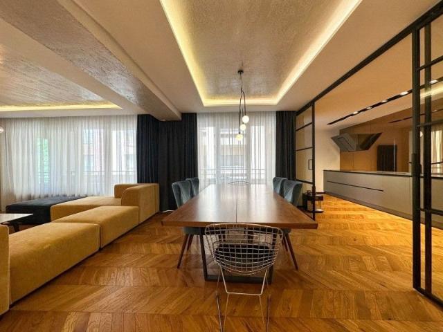 Apartament închirieri în Colțea, București