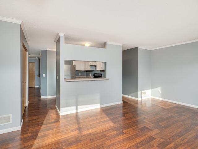 Apartment for sale in Eden Prairie Apartment for sale in Eden Prairie