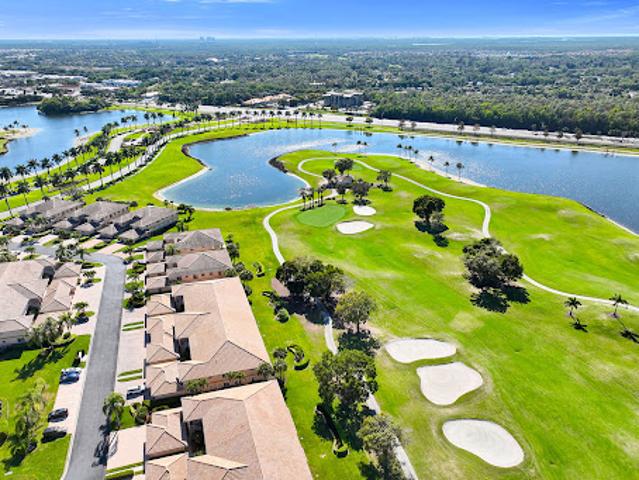 Apartment for sale in Naples, Florida