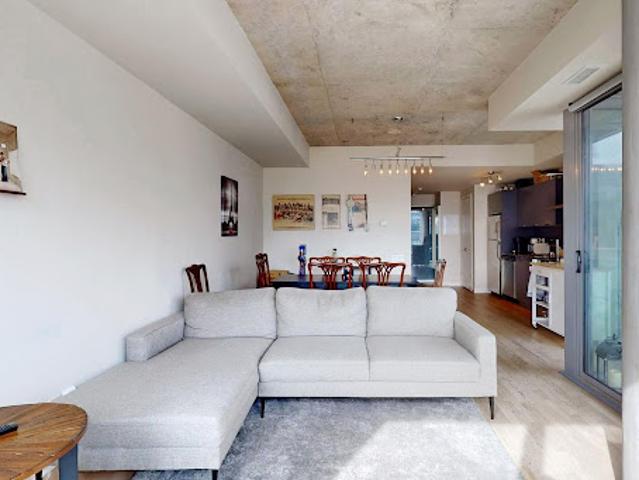 Apartment for sale in Woburn, Ontario