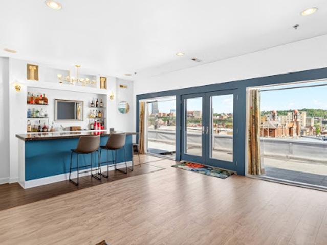 Apartment for sale in Pittsburg, Pennsylvania