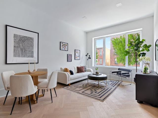 Apartment for sale in Arverne, New York