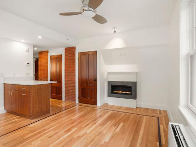 Apartment for rent in Brookline