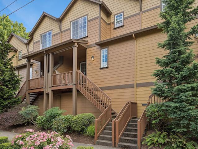 Apartment for sale in Oregonia