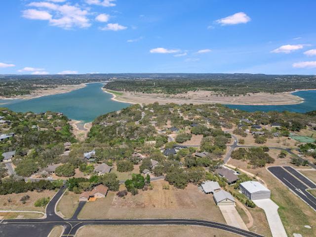 Apartment for sale in Spicewood, Texas