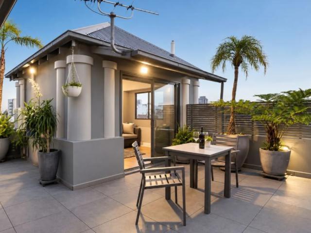 Apartment for rent in Neutral Bay Junction, Sydney