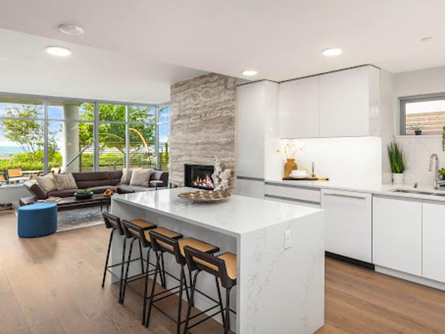 Apartment for sale in Seattle