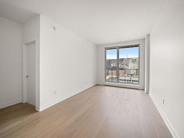 Apartment for sale in St. Leonard's, Quebec