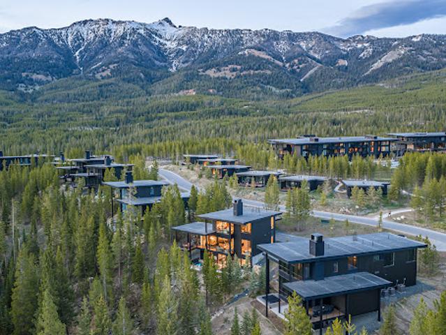 Apartment for sale in Big Sky, Montana