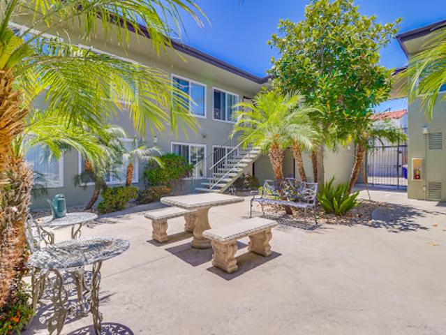 Apartment for sale in San Diego, California