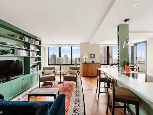 Apartment for sale in New York, Arverne