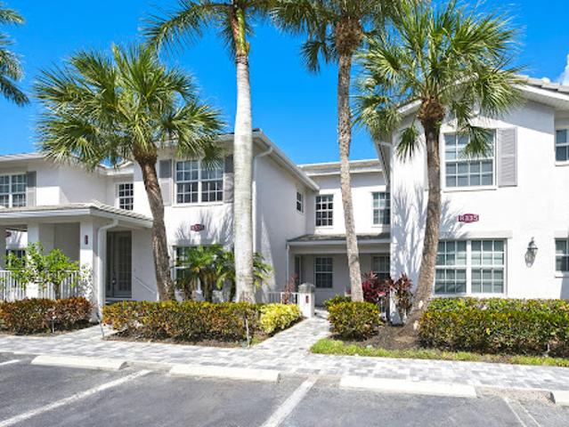 Apartment for sale in Naples, Florida