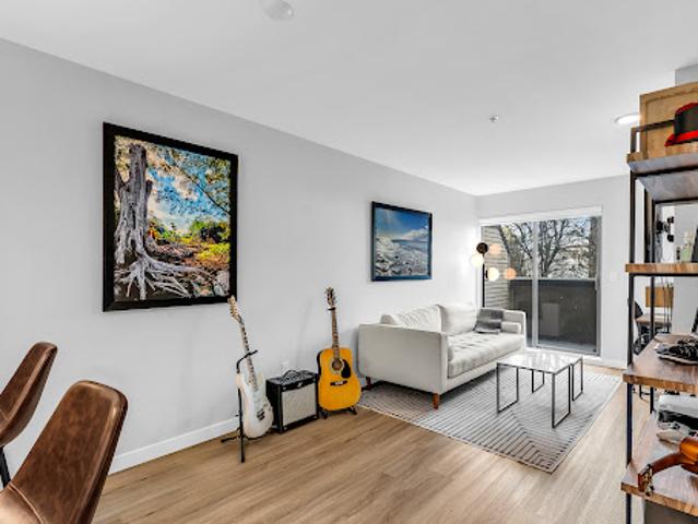 Apartment for sale in Surrey, British Columbia