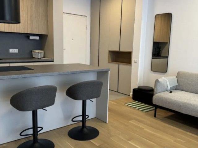 Apartament închirieri