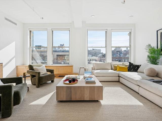 Apartment for sale in Arverne, New York