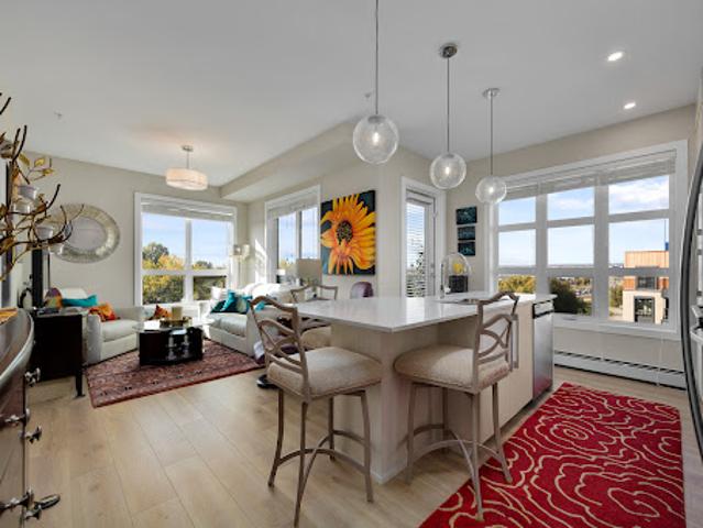 Apartment for sale in Northwest, Alberta