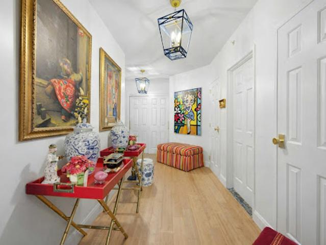 Apartment for sale in Fort Lee, New Jersey