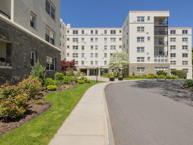 Apartment for sale in Eastchester, New York