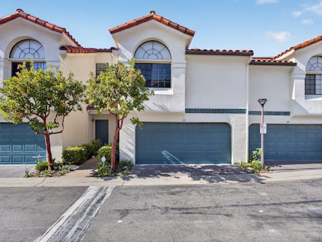 Apartment for sale in Port Hueneme, California