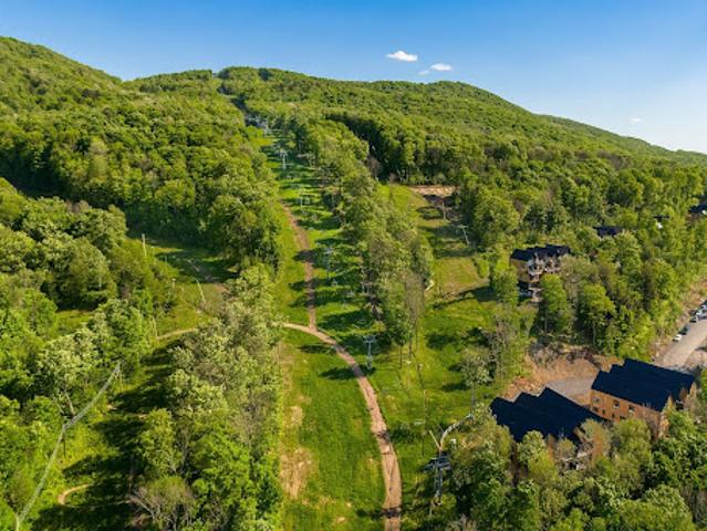 Apartment for sale in Bromont, Quebec