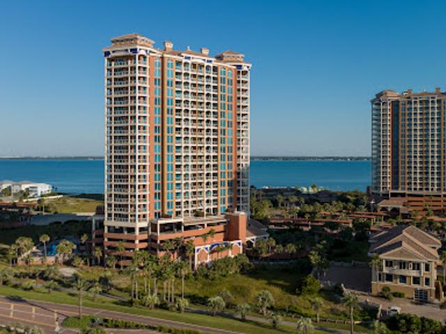 Apartment for sale in Pensacola Beach, Escambia County